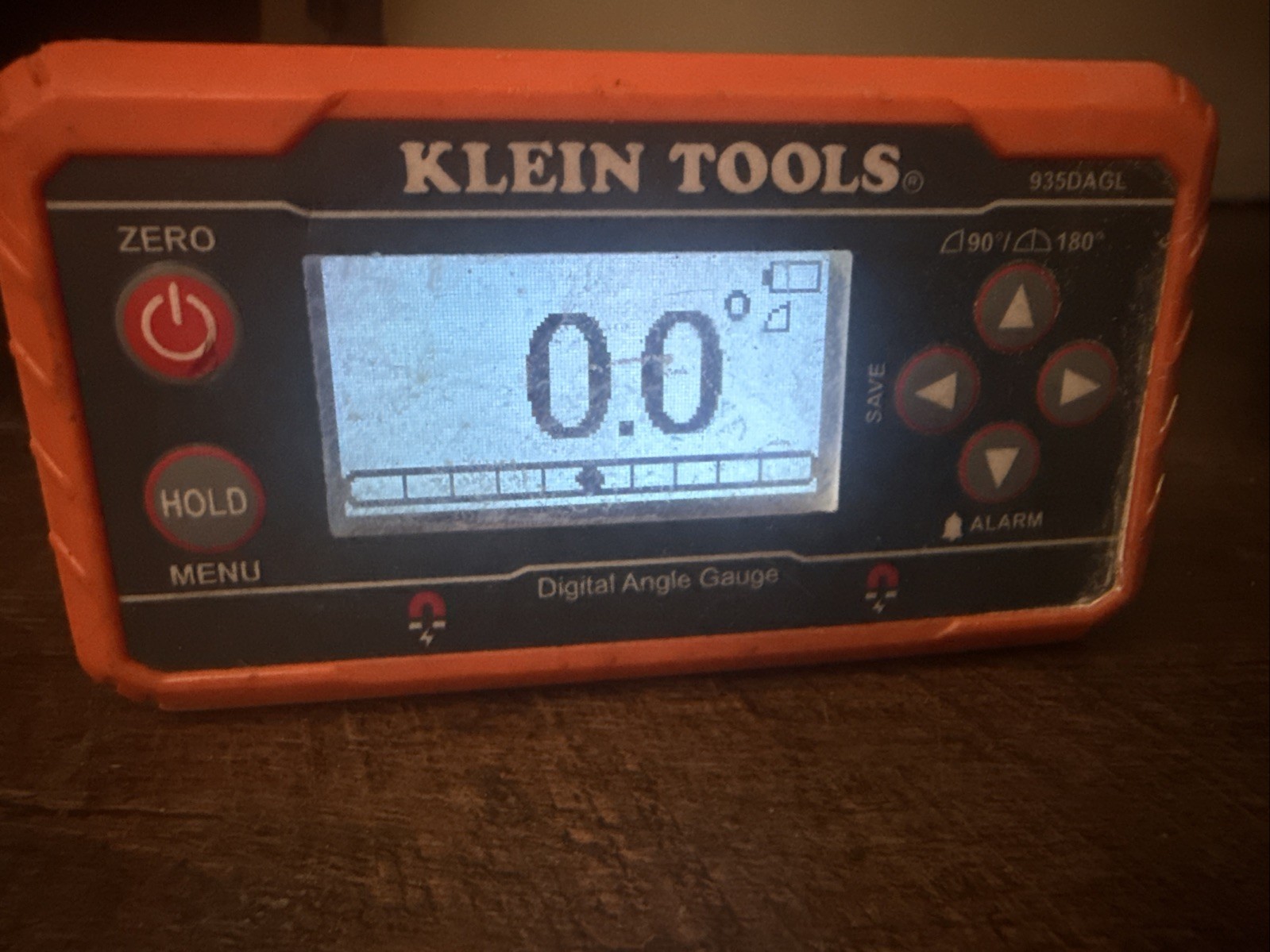 Klein Tools Digital Level with Programmable Angles 935DAGL Digital Angle Gauge