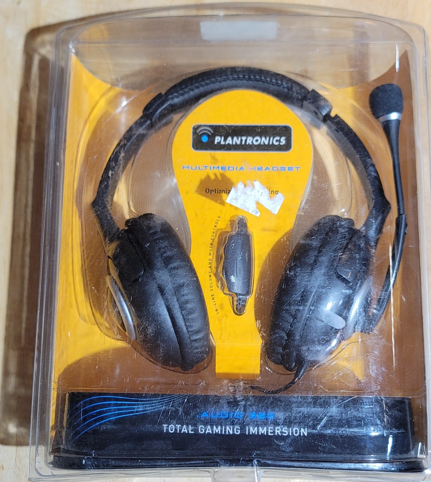 PLANTRONICS Audio 360 Multimedia Headset PC Gaming Wired Mic NEW