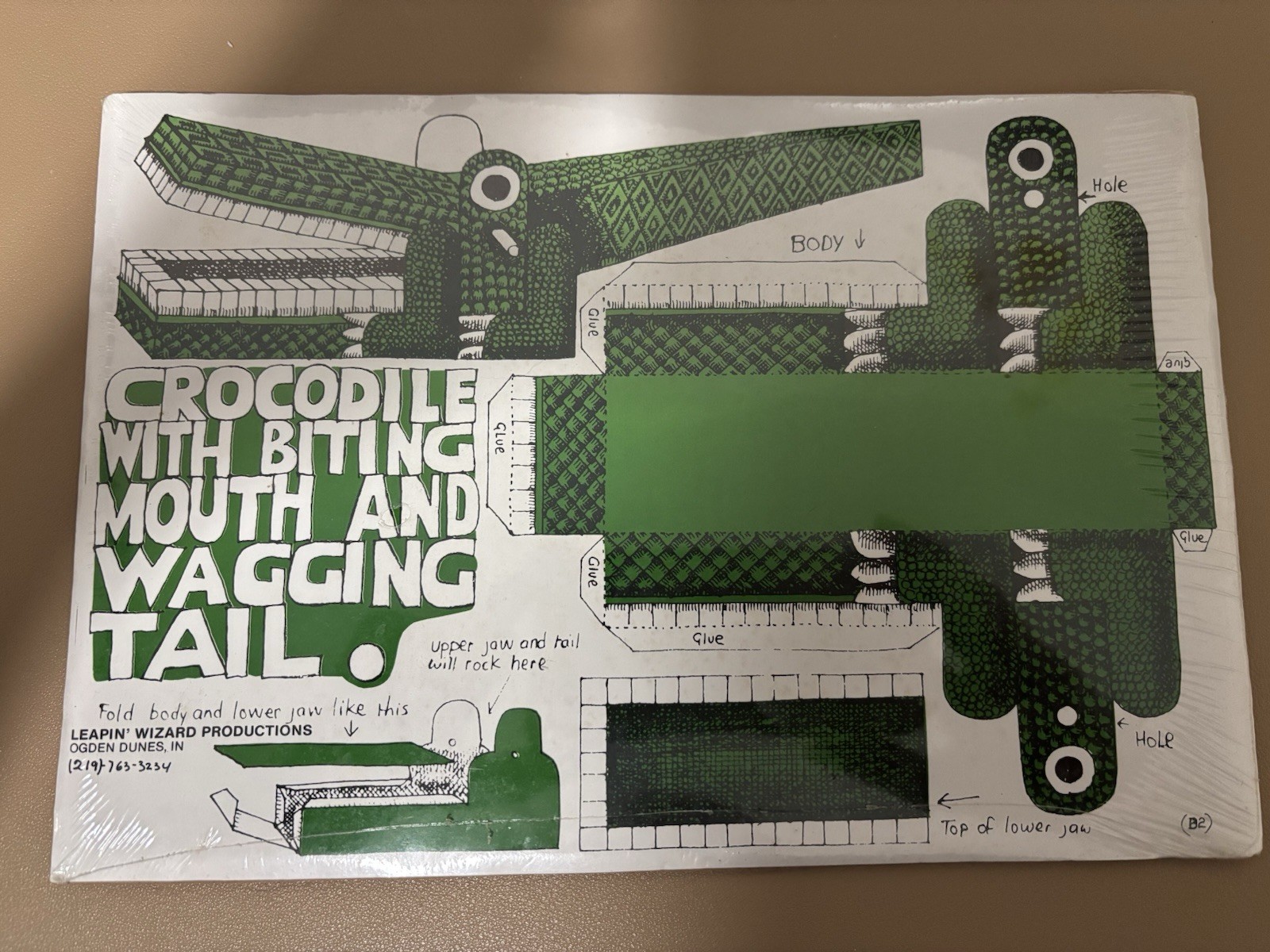 Vintage Peter Markey 3D Crocodile Moving Print  Kit Made in England