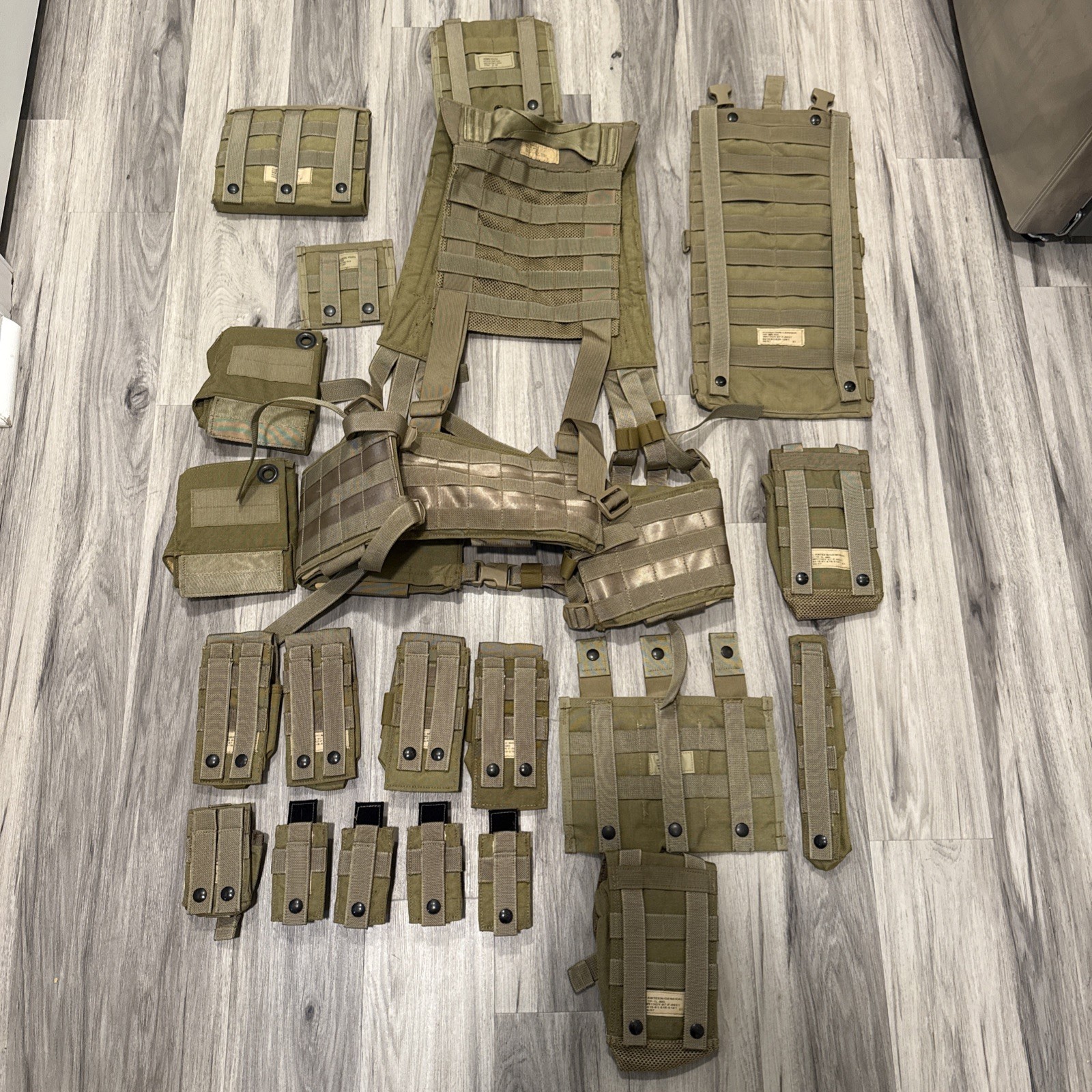 Eagle Industries Khaki SFLCS H Harness with Pouches - NOS