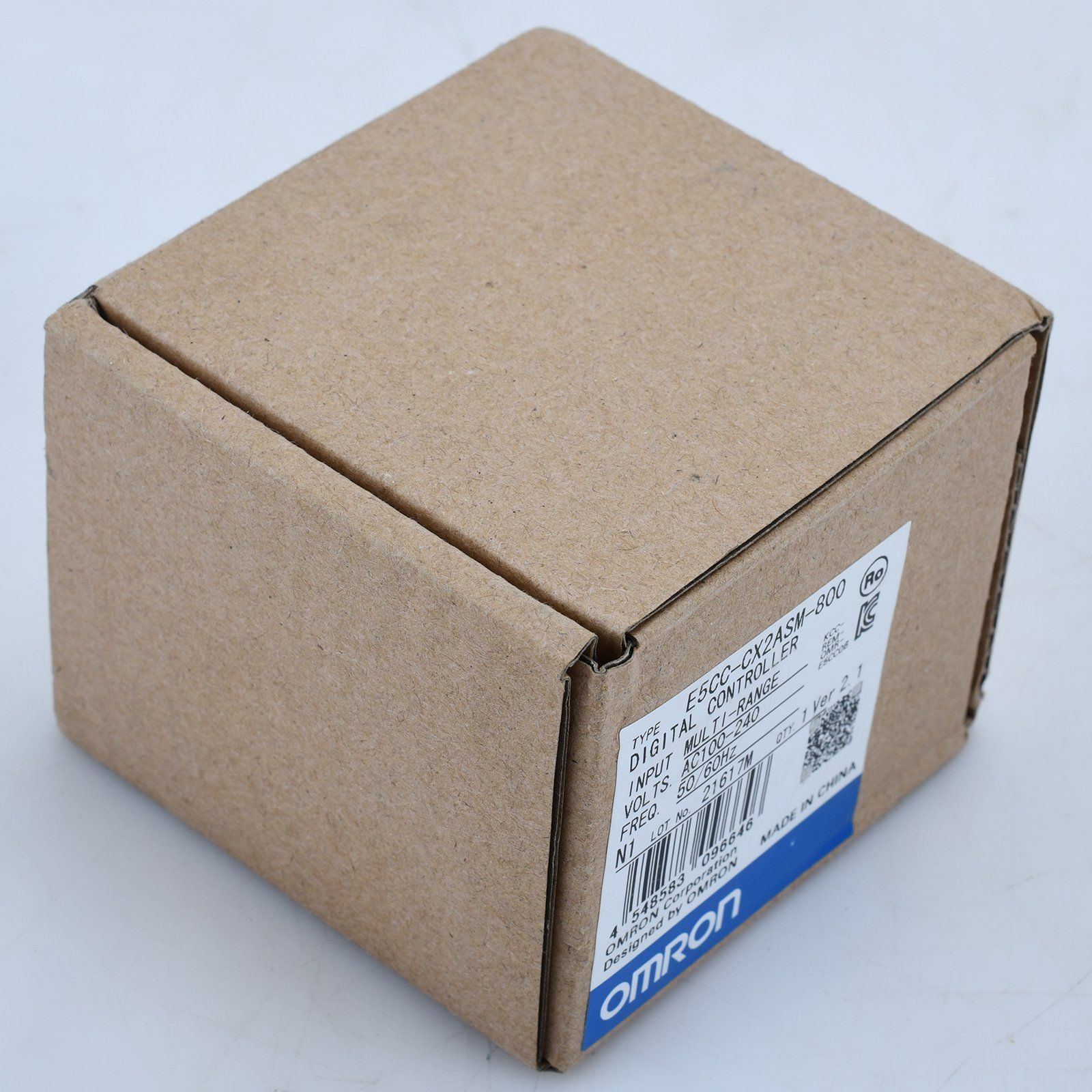 New OMRON E5CC-CX2ASM-800 Temperature Controller 50/60Hz E5CCCX2ASM800 In Box