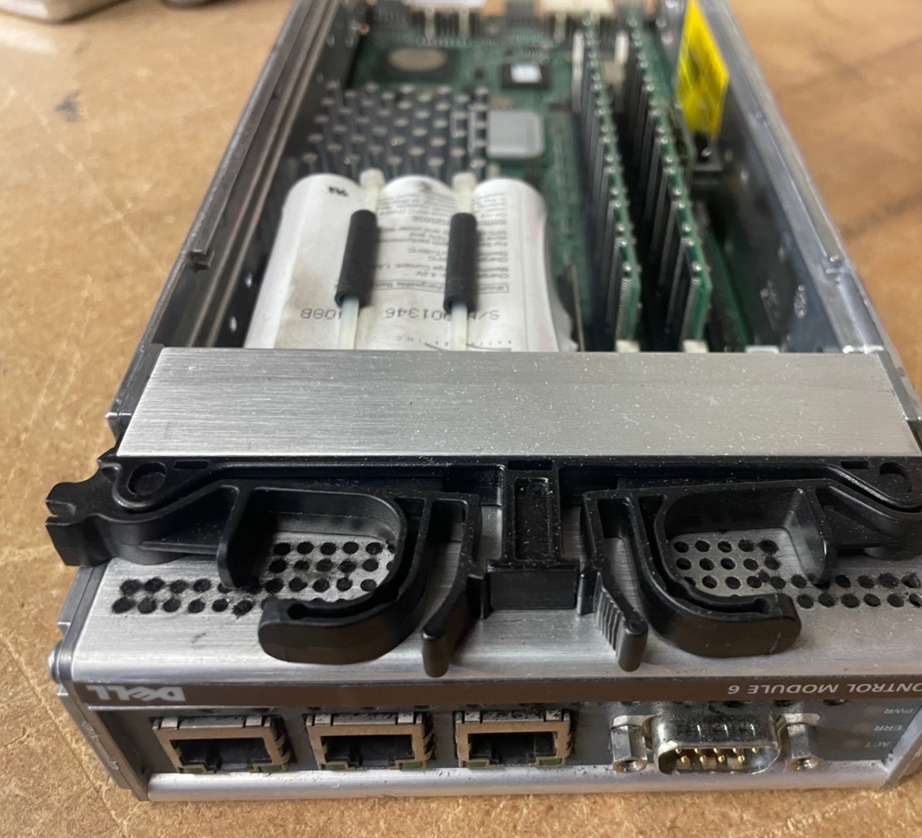 94695-08 Dell PS5500 2GB Type 6 Controller Module does not have the sandisk