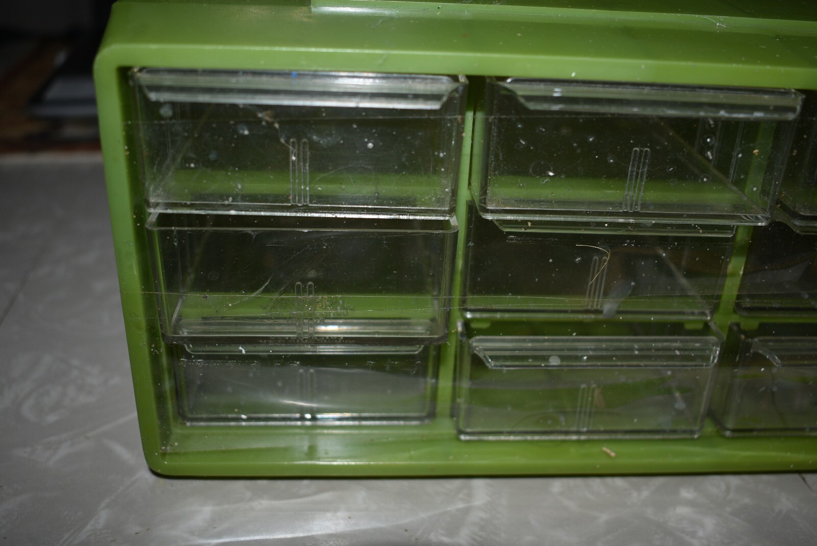 Retro 70s Akro-Mils Avocado Green Plastic 9 Drawer Bits & Bobs Storage Organizer