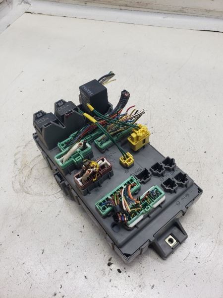 Used Fuse Box Cabin fits: 1998 Honda Accord  Grade A