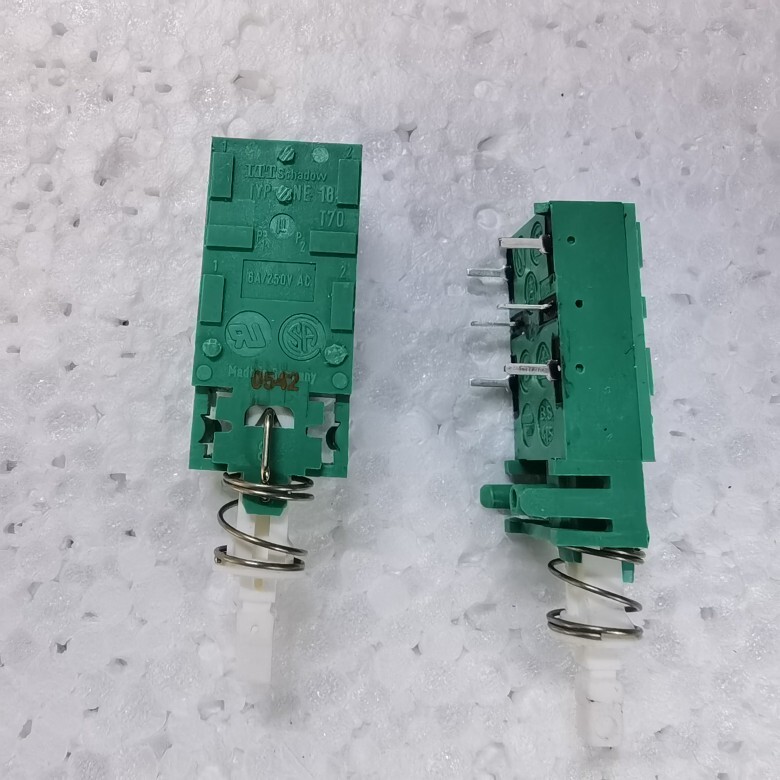 2pcs ITT SCHADOW NE18T70 NE18 T70 Mains Power Switch 6A 250VAC