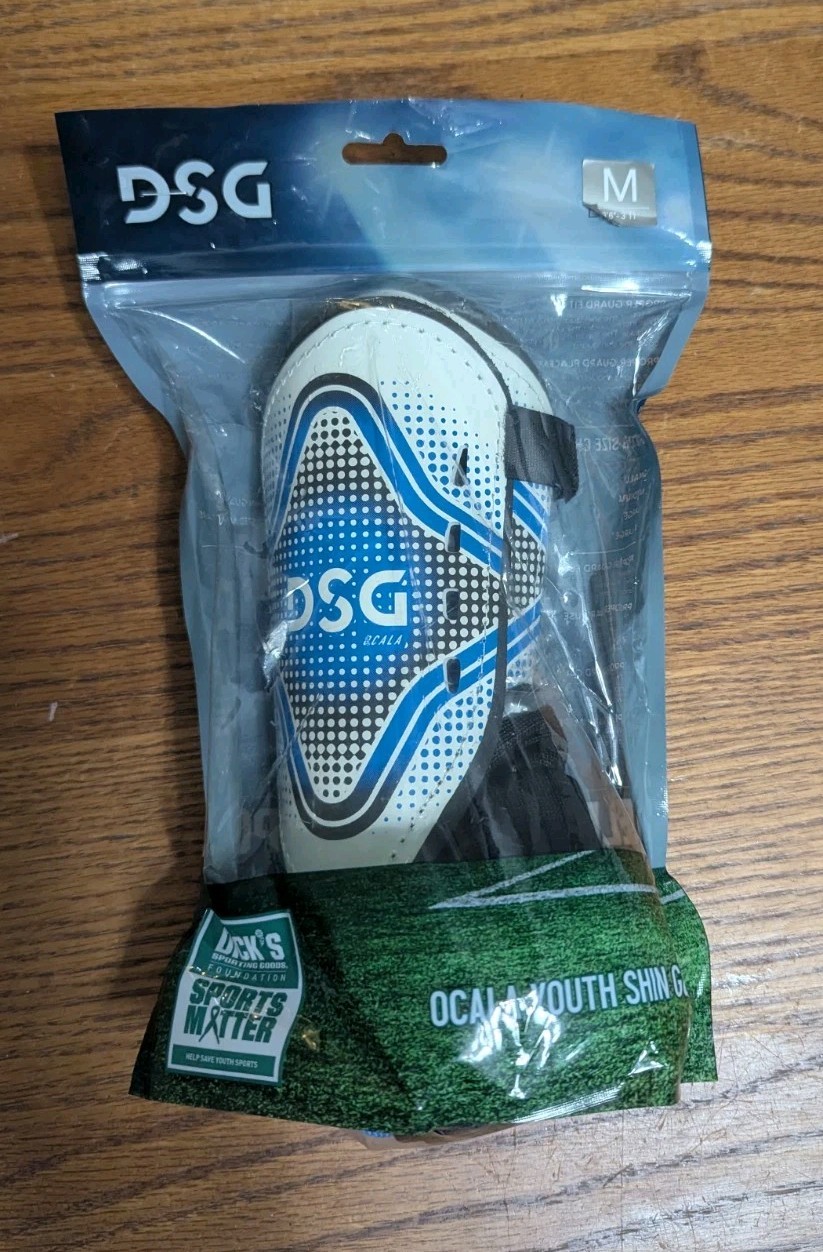 DSG Dick's Sporting Goods Ocala Youth Shin Guards Medium Sports Soccer