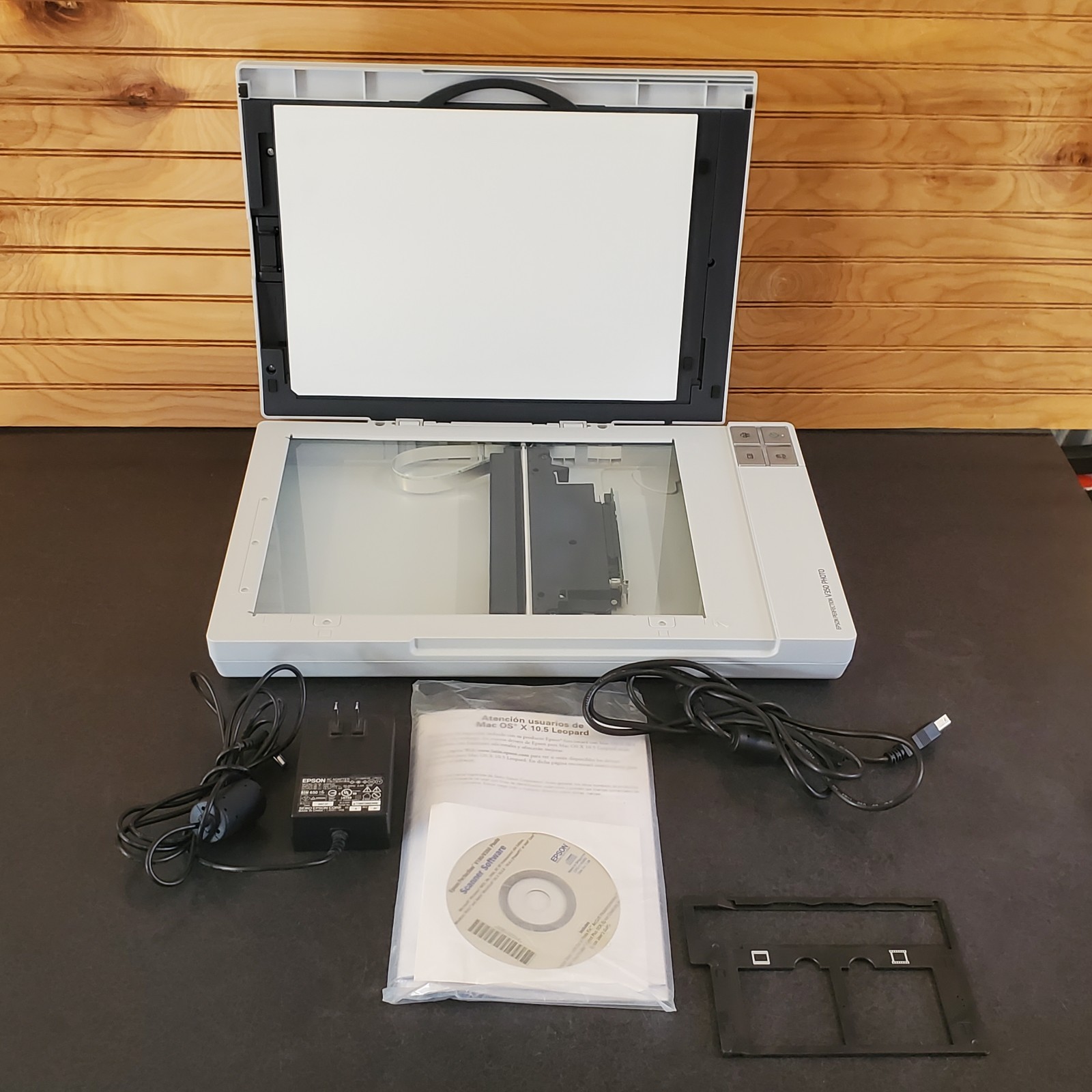 Epson V350 Perfection Photo Negative Slide Document Flatbed Scanner Complete