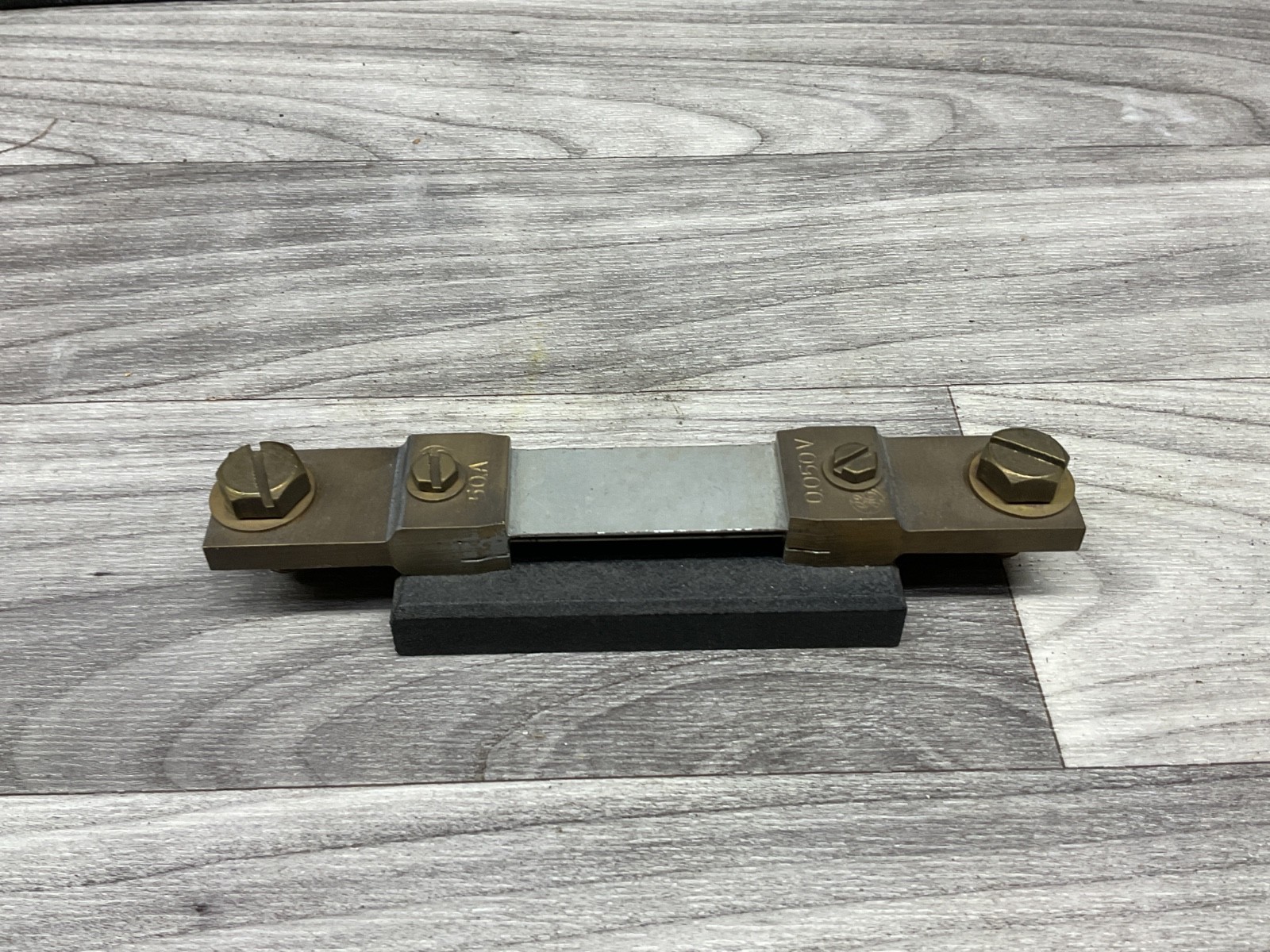 GENERAL ELECTRIC GE CURRENT SHUNT 50A 0.050V 50 AMP #04J39