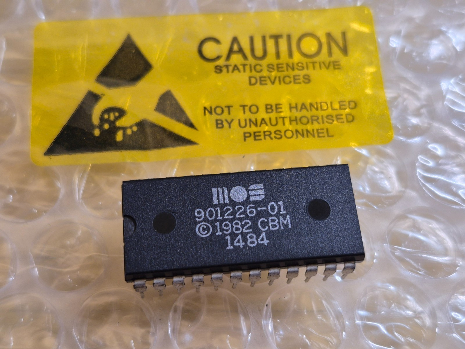 ✅ CHIP MOS 901226-01 CSG ⭐ Commodore SX-64 / C64 C64-C / C64-II MOS ⚡️