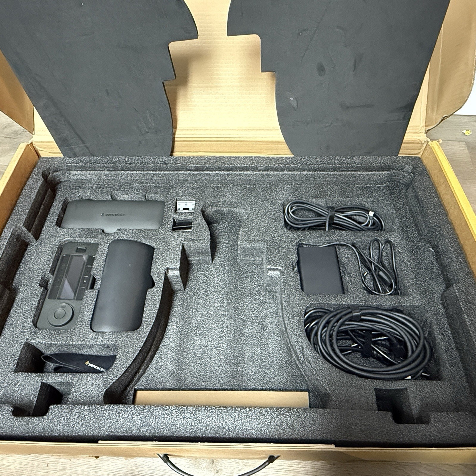 Xencelabs Pen Display 24 (STUDIO SERIES) - Complete! - EXCELLENT CONDITION!
