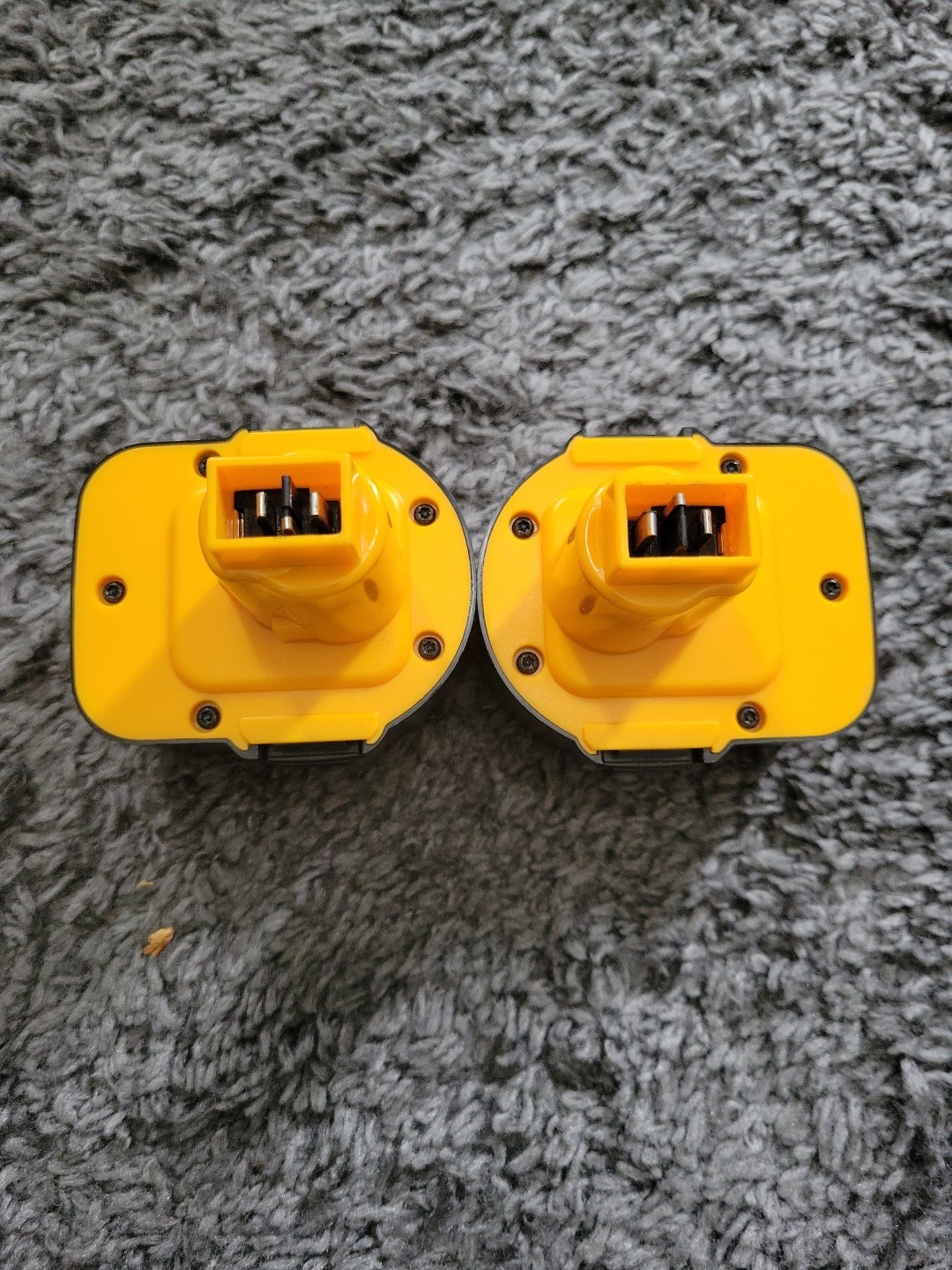 Dewalt Combo Set Kit 12volt Circular Saw, Drill And Light Battery ~Please Read