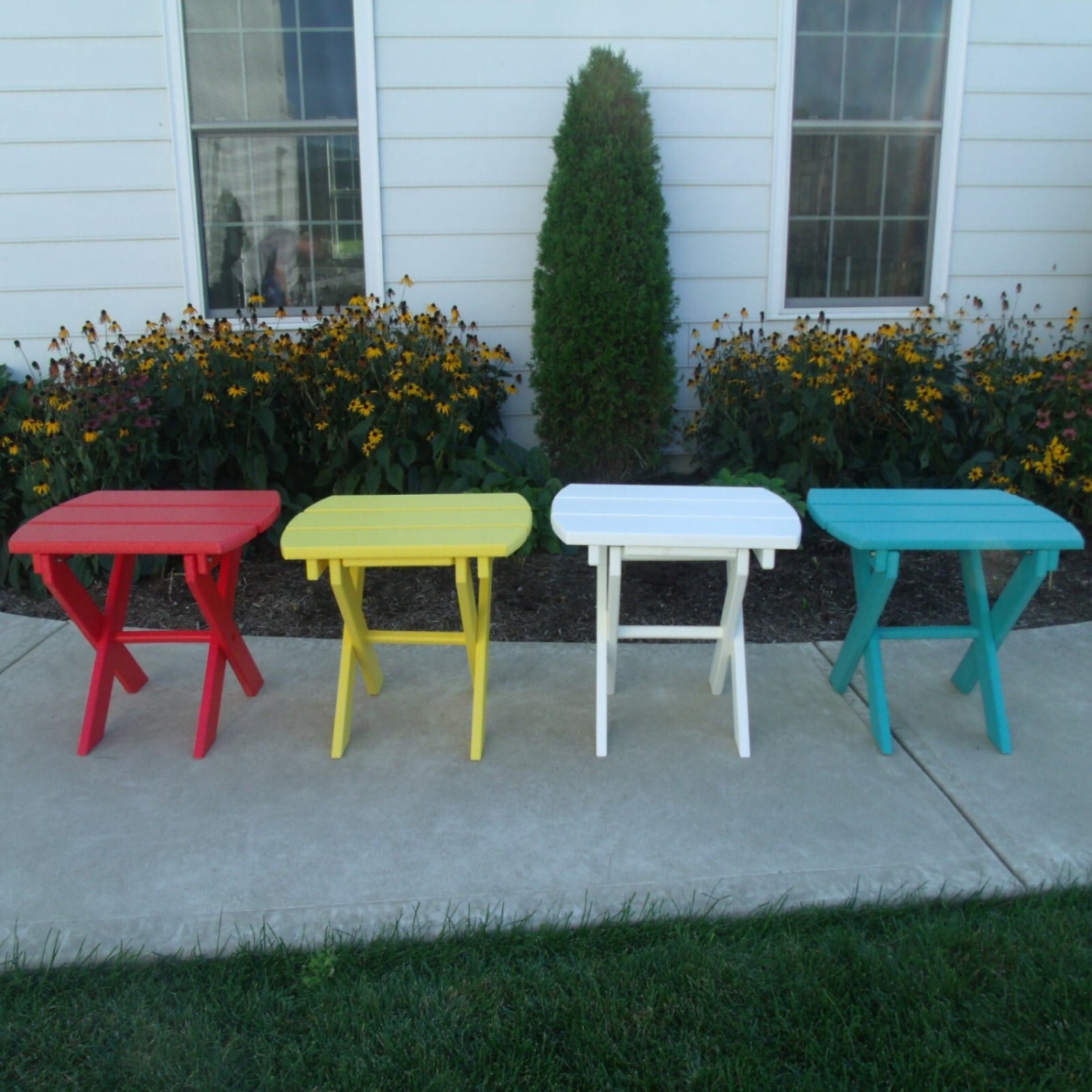 Outdoor Folding End Table In Poly Lumber