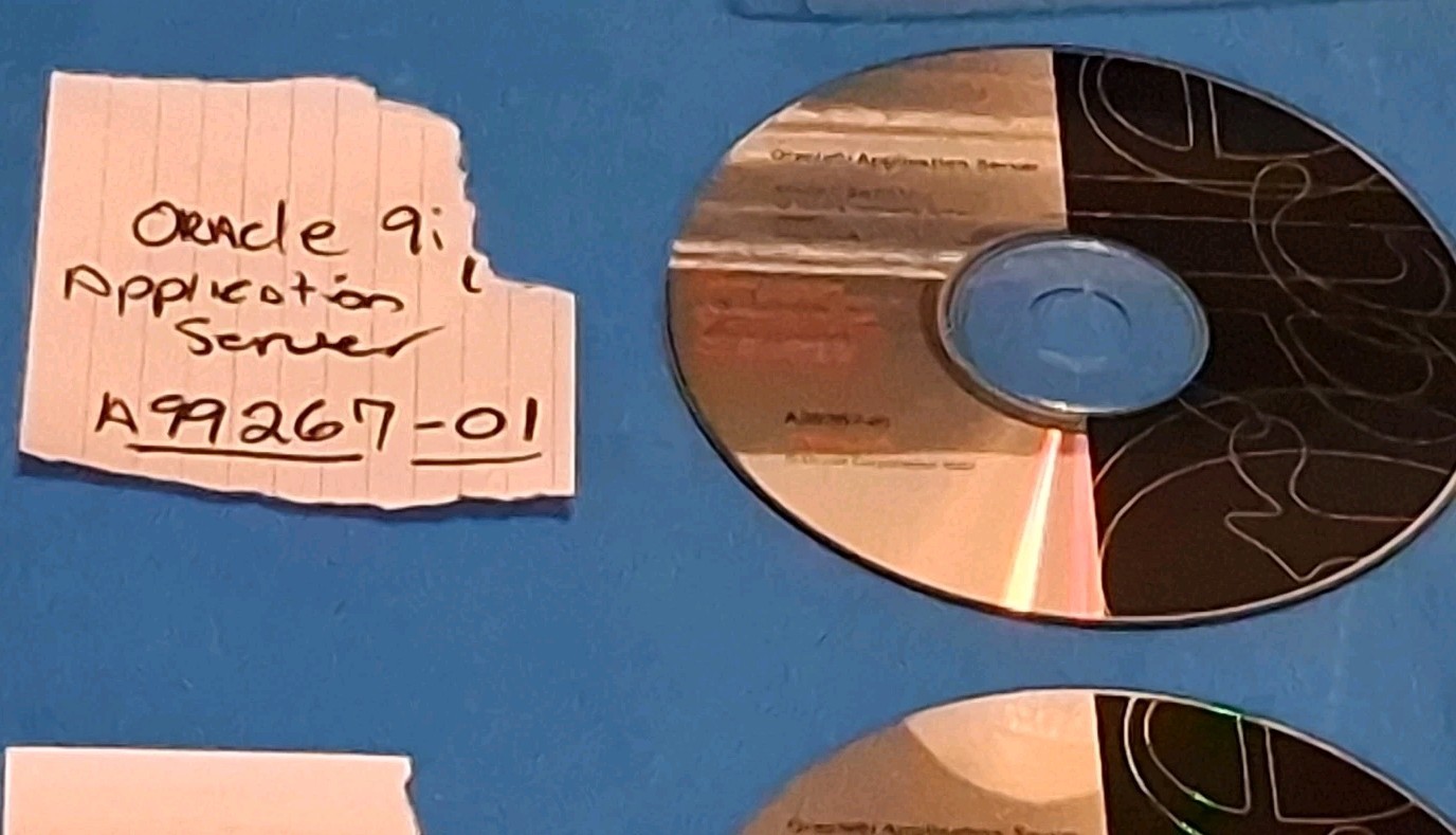 Oracle 9i Application Server 5 Disc Set Bundle SPARC Only A99266-69 + 1 extra Cd