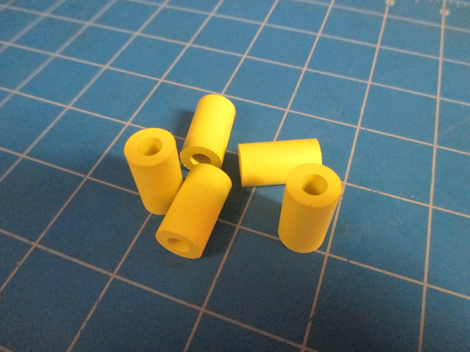 NEW Lot of 5 Pinball Machine  Rubber Post Sleeve 7/8 Yellow