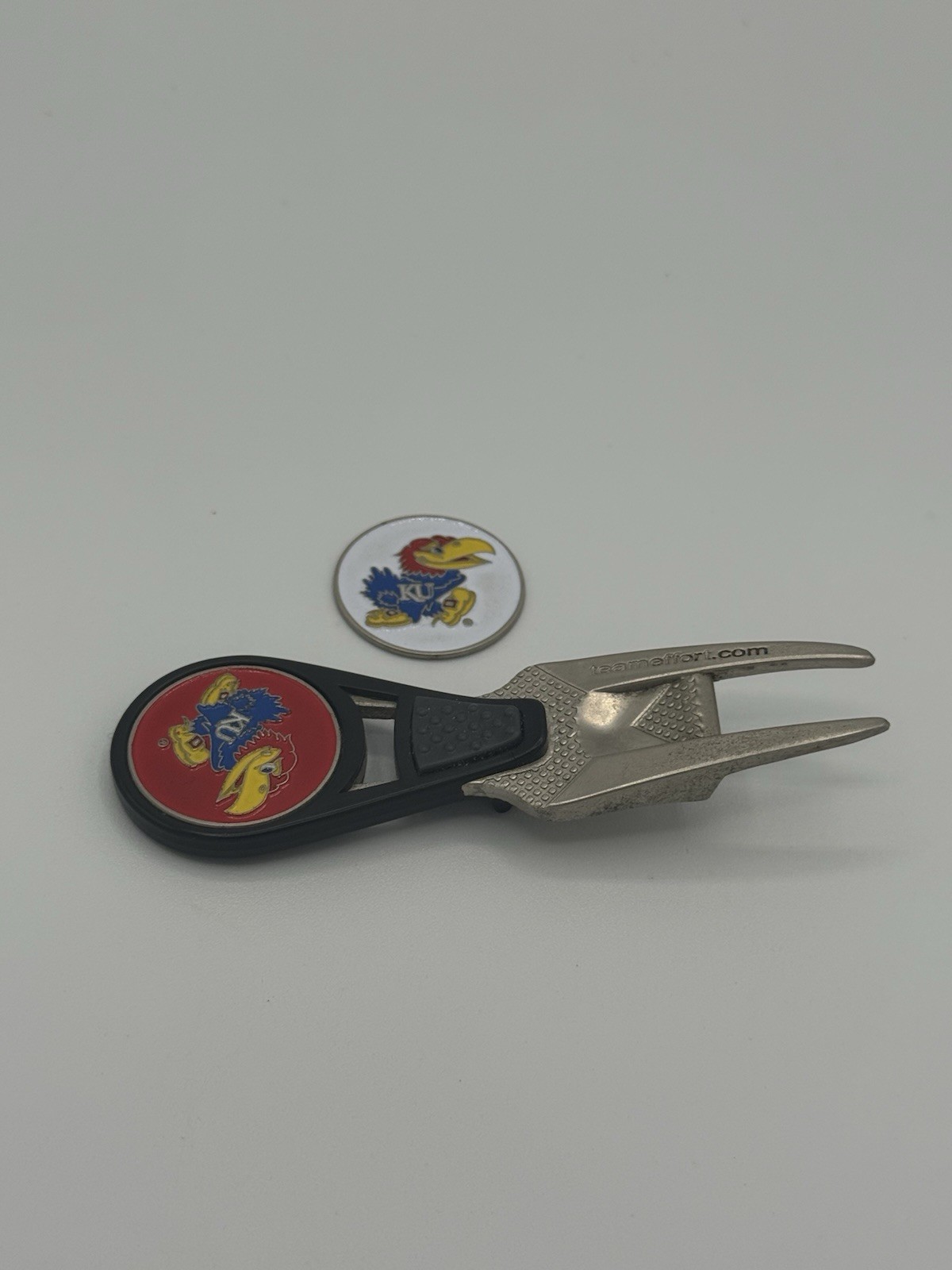 NCAA Kansas Jayhawks Divot Tool & Magnetic Ball Marker Set ⛳️