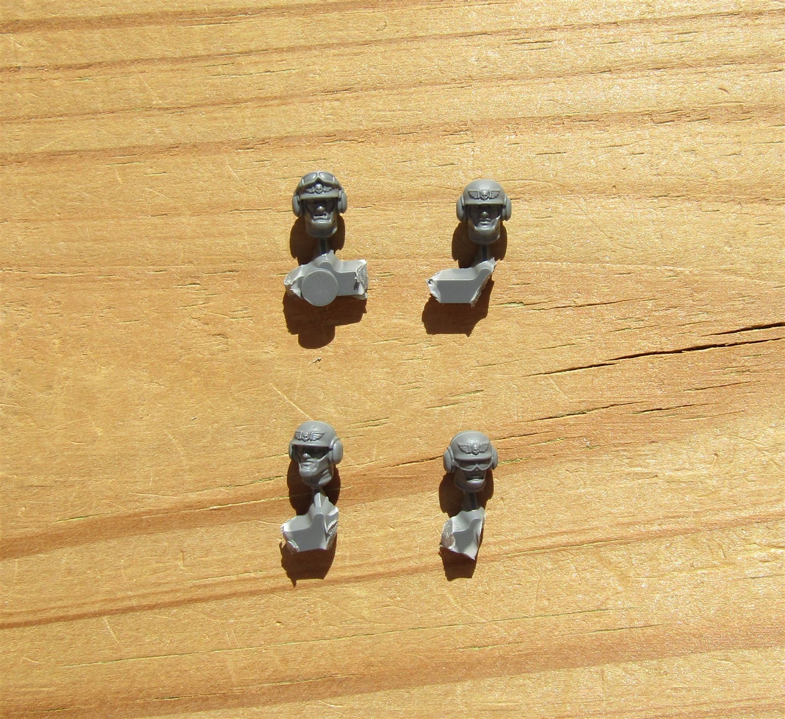 40K Astra Militarum Cadian Field Ordnance Battery Heads Gunner Heads Bits 4 Bitz