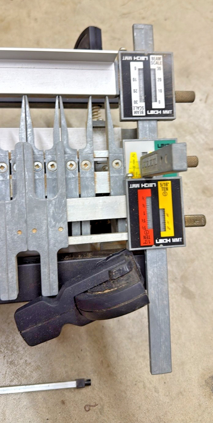 Leigh D4 Dovetail Jig 24"