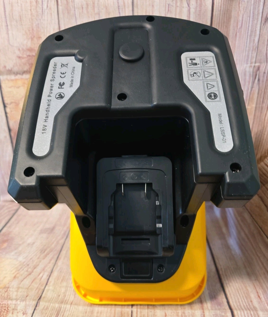 Power Spreader Compatible for Dewalt 20V/60V Battery, Seed Spreader "NEW"