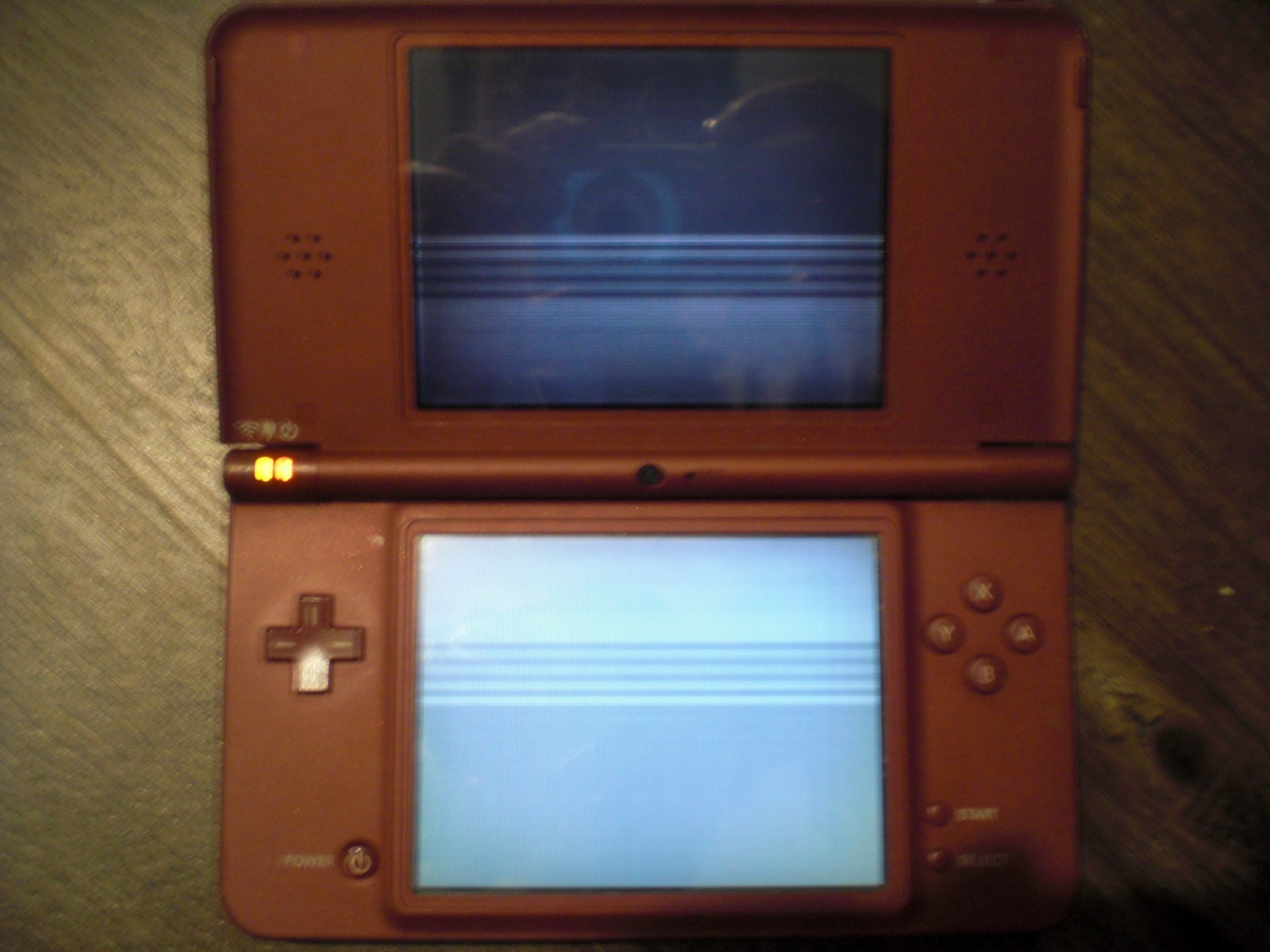 BROKEN Nintendo DSi XL Game Console Maroon Red System BOOT SCREENS ISSUES AS-IS