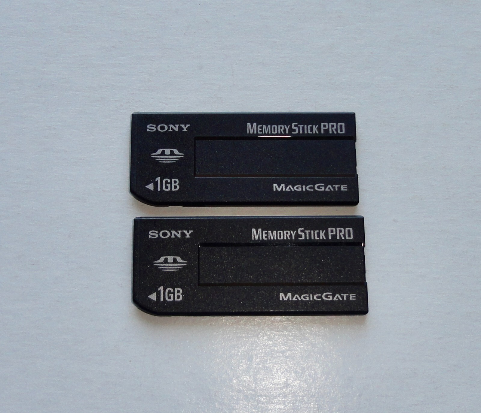 TWO NEW SONY 1GB Memory Stick MSX-1GS AUTHENTIC MagicGate