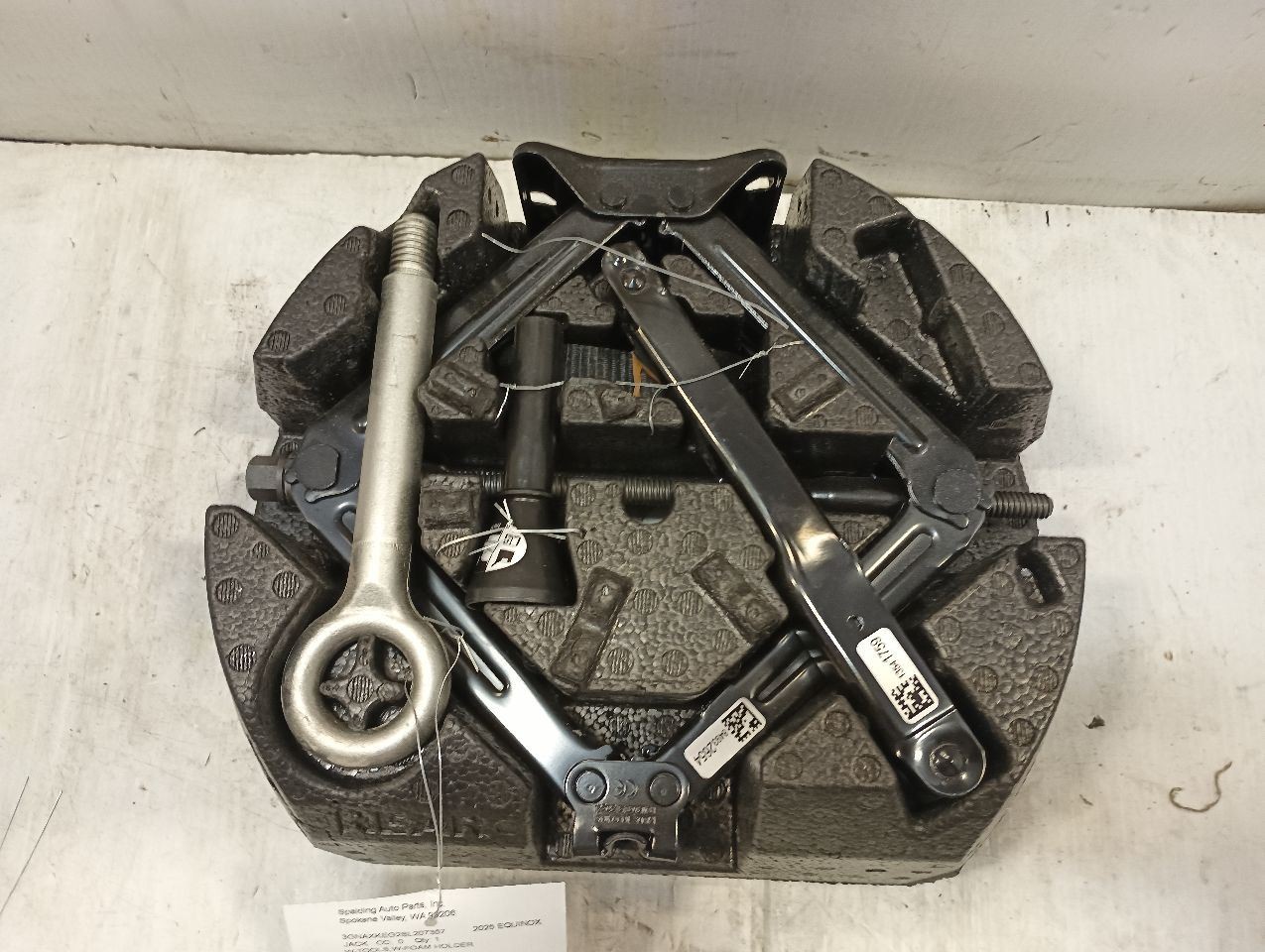 2025 CHEVY EQUINOX Jack And Spare tire Tools 12222640