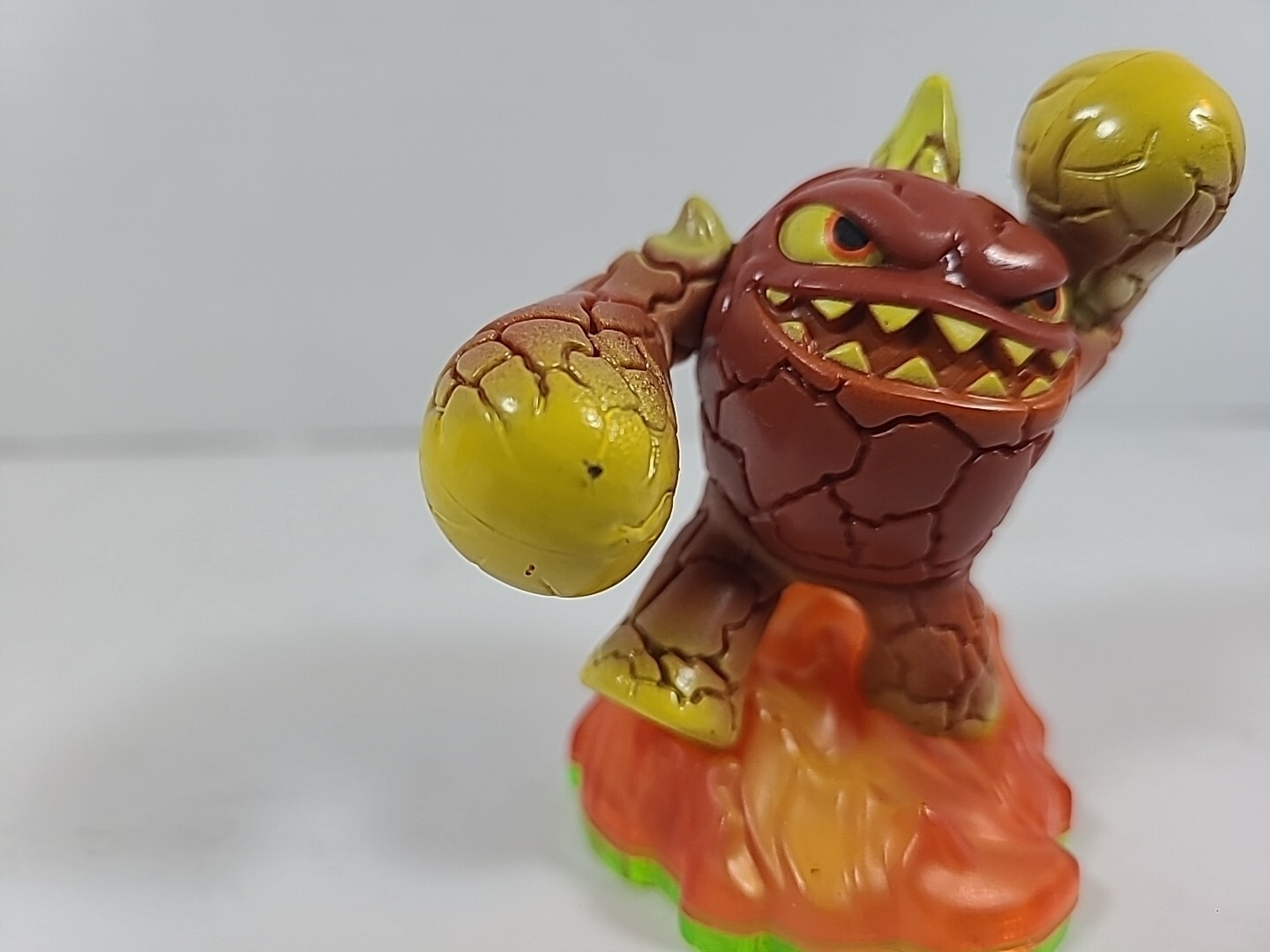 Activision Skylanders Spyros Adventure Eruptor