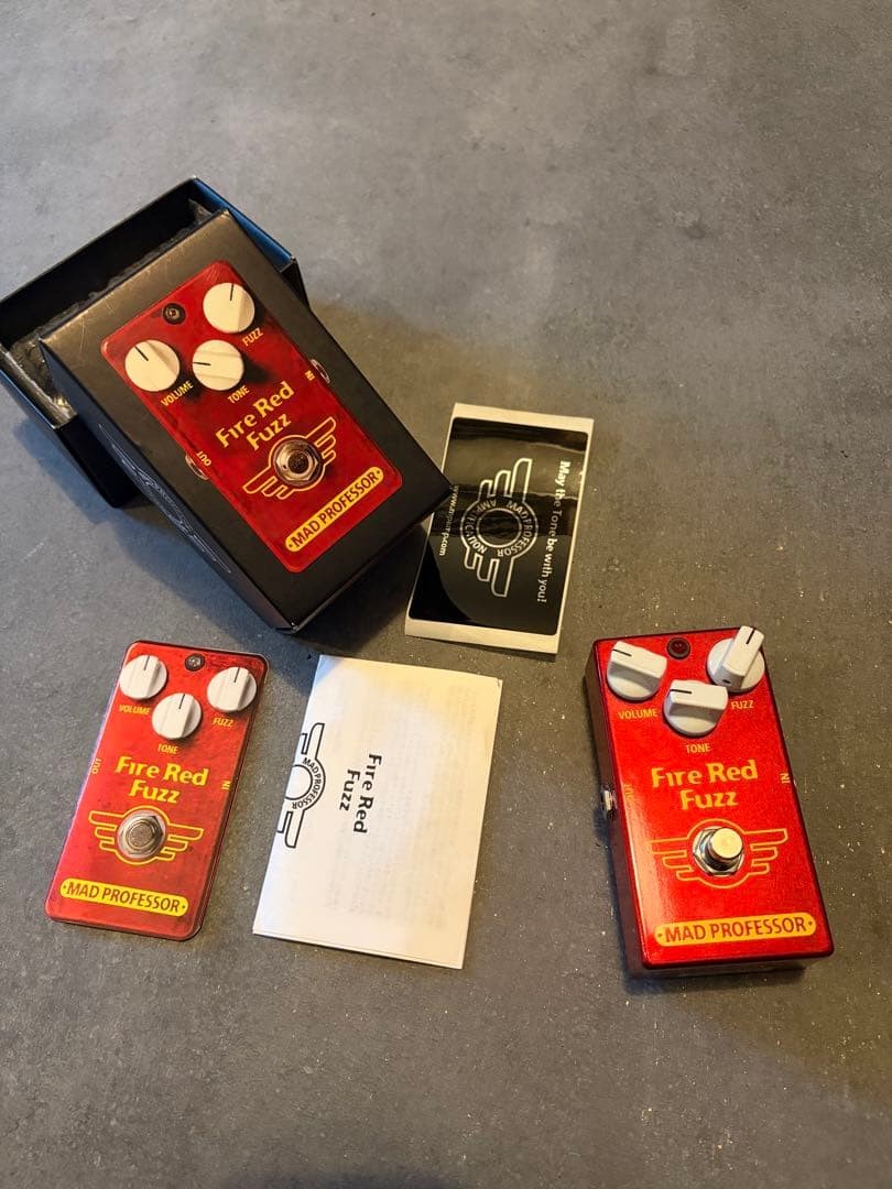 MAD PROFESSOR Fire Red Fuzz with Box and Accessories