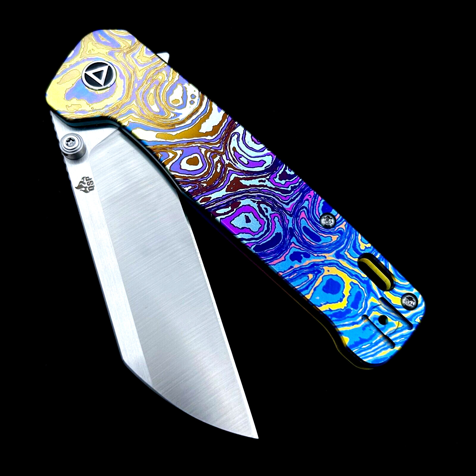 QSP Penguin Plus Knife QS130XL-A • Satin 20cv  Sheepfoot Custom Timasses Pattern