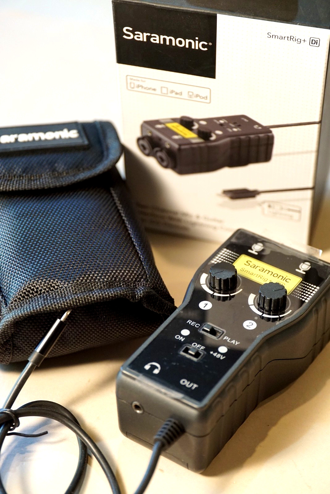 Saramonic 2-Channel Audio Interface w/XLR, 1/4" & 1/8" for Apple iPhone