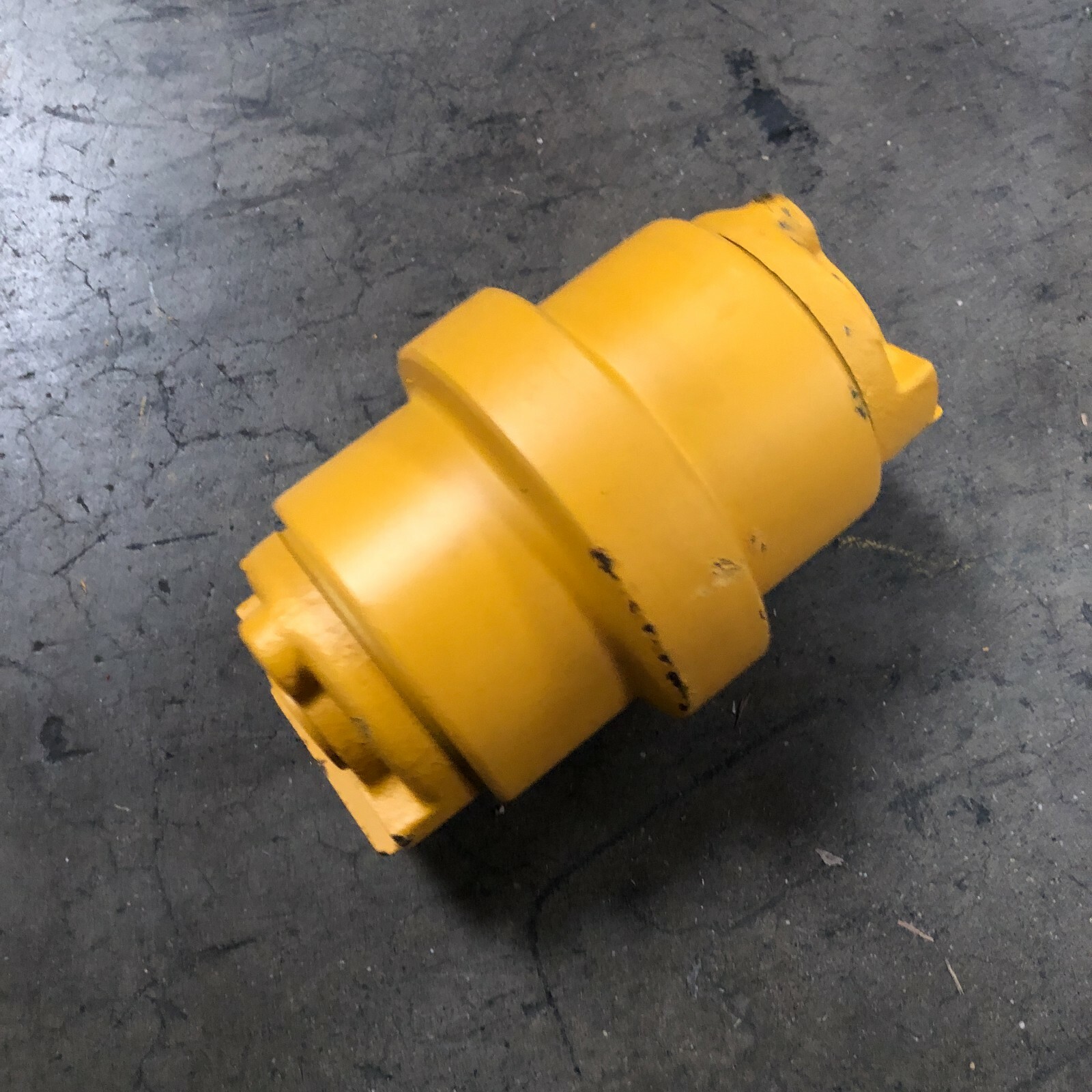 72281161 Bottom Track Roller Fits for  NEW HOLLAND E30SR EH35B E35SR E35BSR