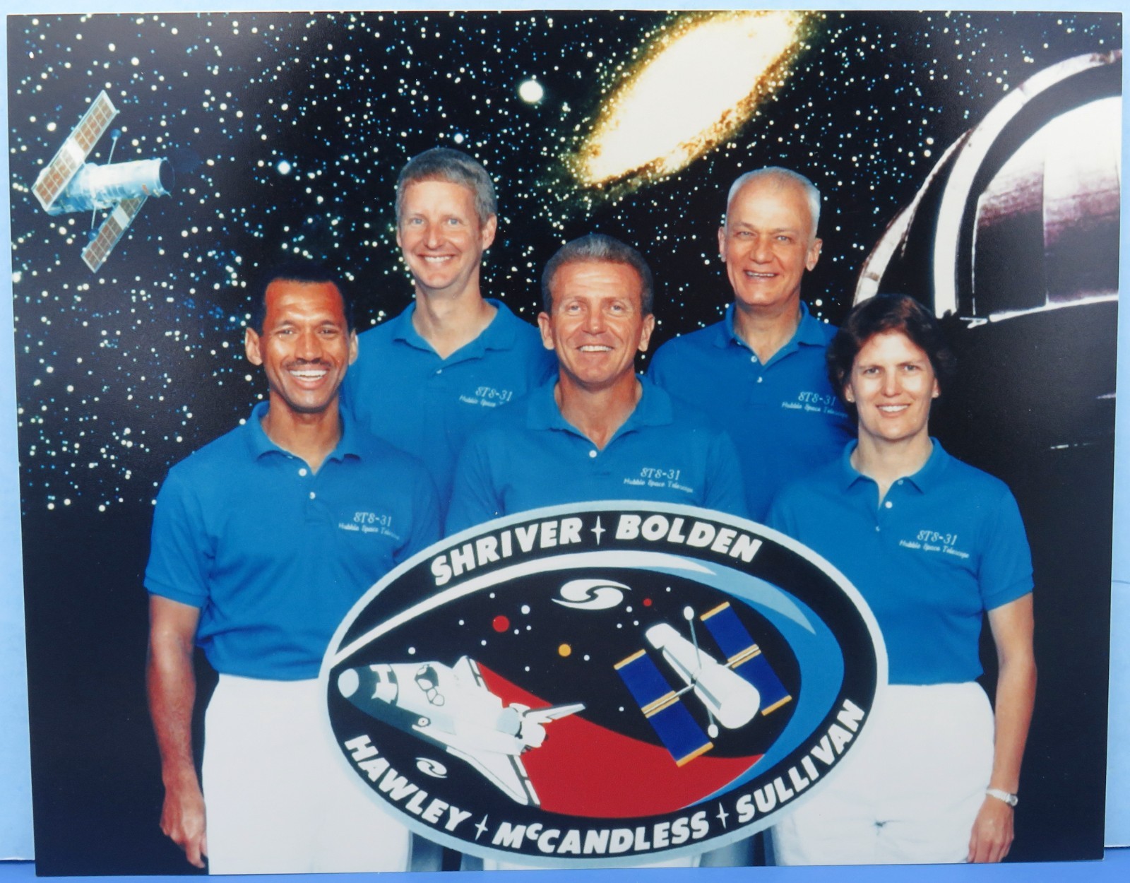 NASA Employee Estate PHOTO vtg Shuttle Discovery STS-31 Crew EC90 89-1 Kodak
