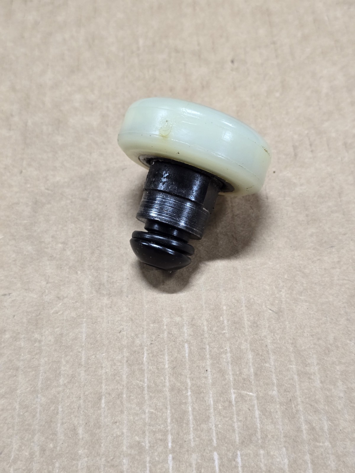Marcy Fastrac Trolley Wheel Bearing Assembly Replacement - Cable Machine