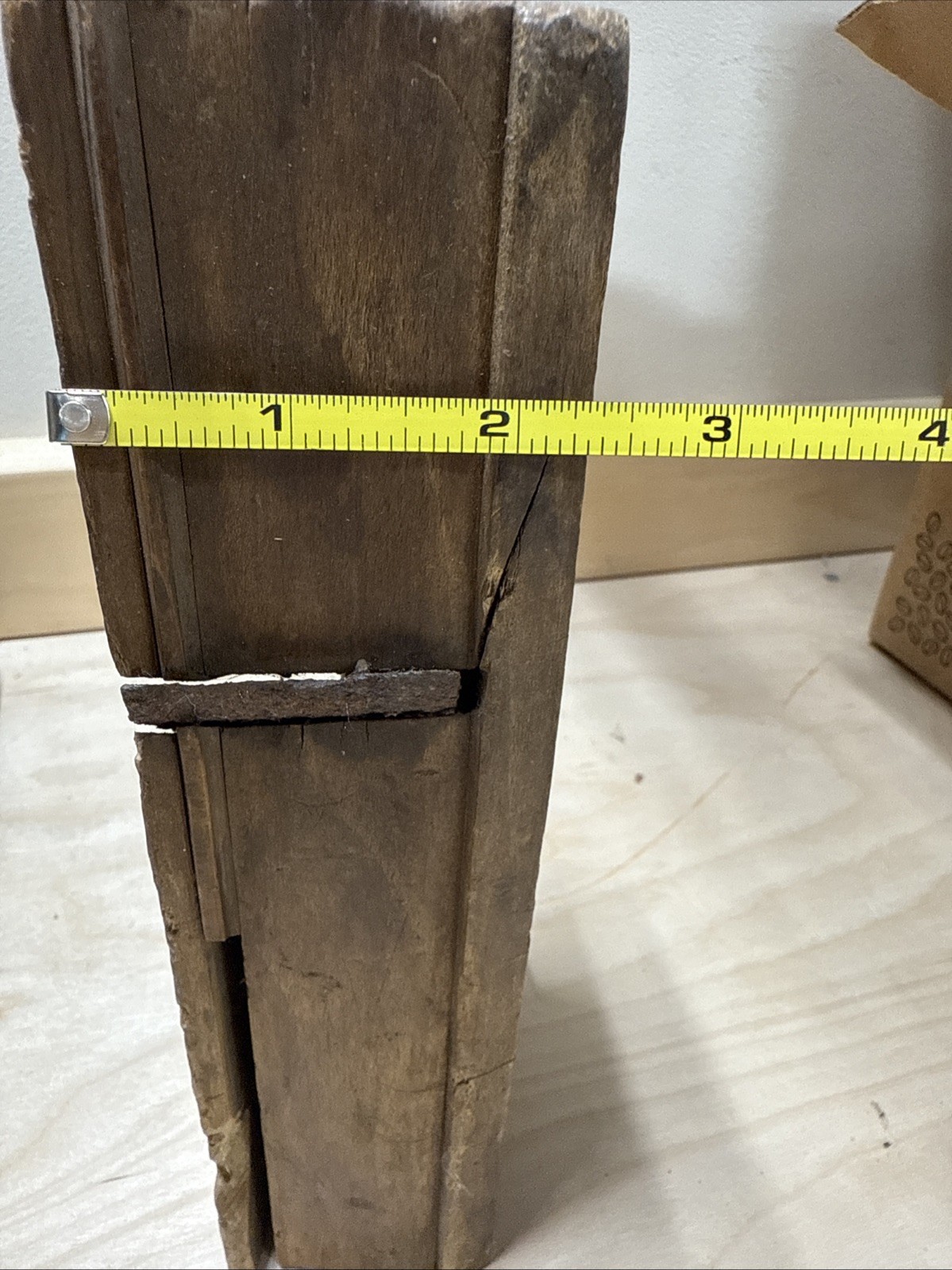 Unmarked Wooden Plane (listing #16)