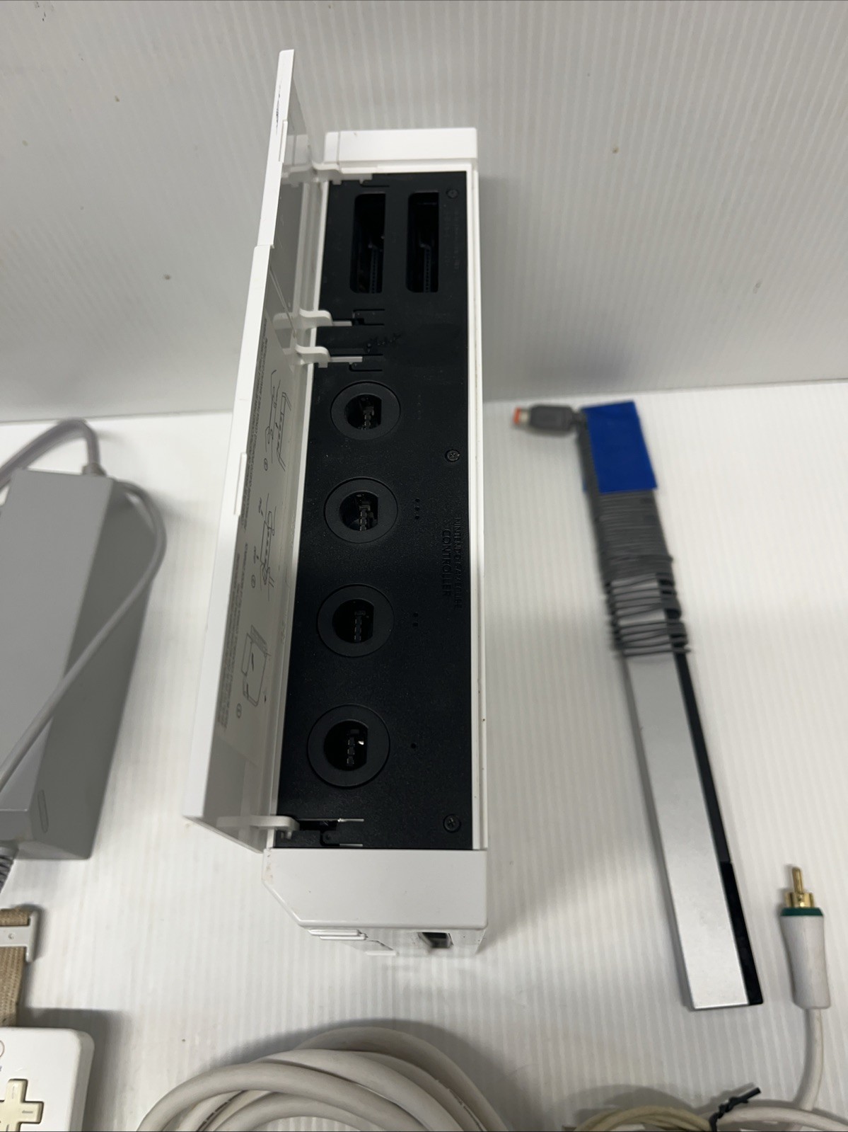 Nintendo Wii Console Bundle - RVL-001 3 Controllers AC Adapter Sensor Bar WORKS