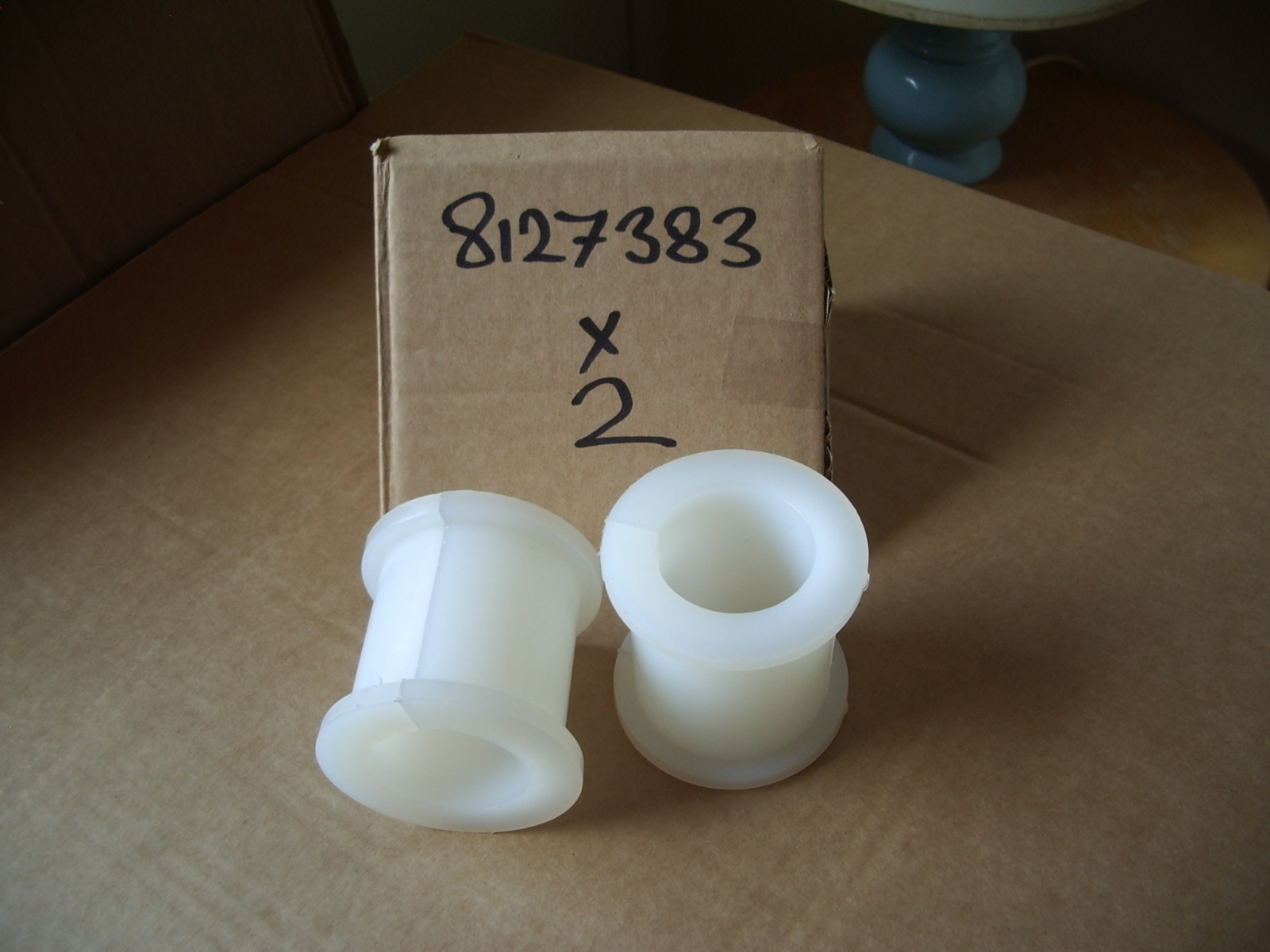 Fits Iveco Eurocargo 75E15 17 Tector Anti Roll Bar Bush Rear Upper 8127383 x 2