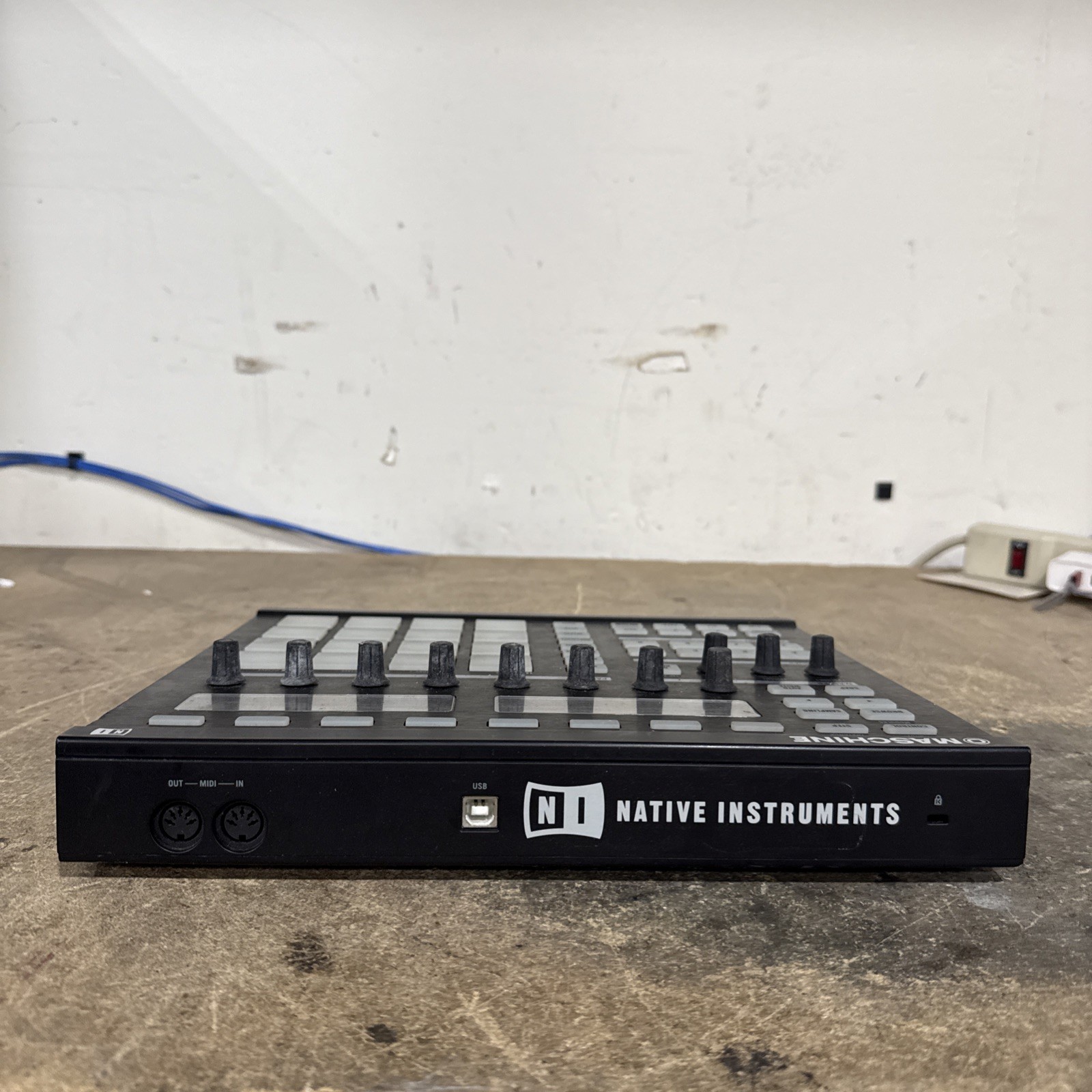 Native Instruments MASCHINE Controller