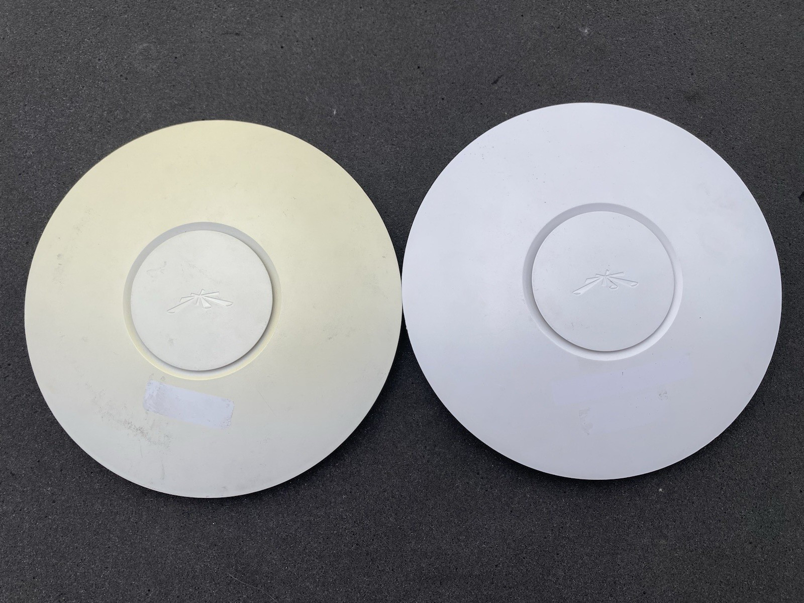Lot of 2 Ubiquiti Unifi AP Long Range Wireless Access Point