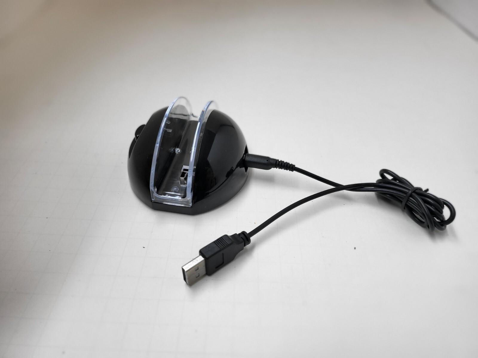 NEW BLACK USB CHARGING POWER ADAPTER CABLE & CHARGER DOCK FOR NINTENDO DSi #19O