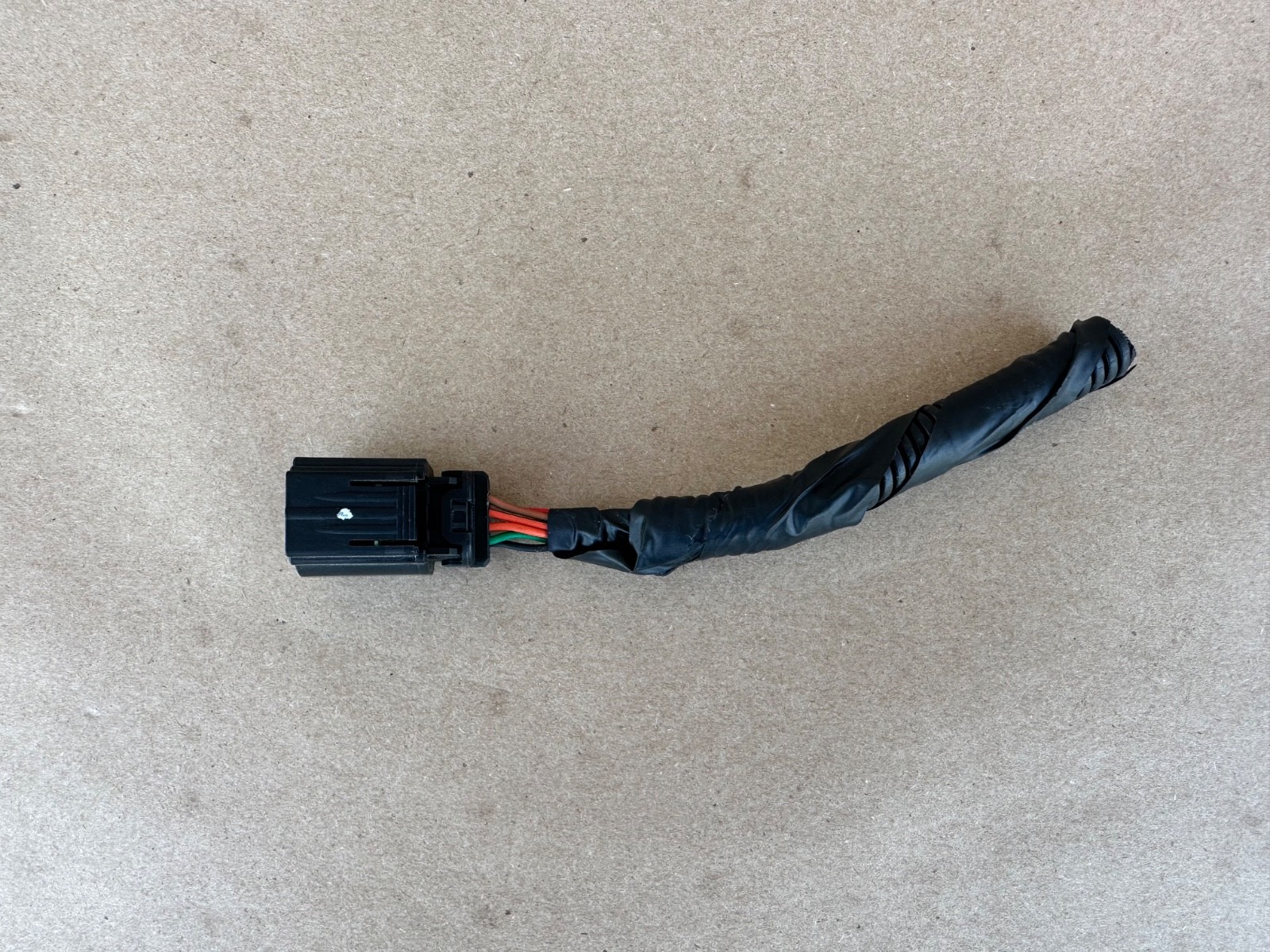 2019-2022 Hyundai Ioniq OEM Blind Spot Radar Sensor Wiring Socket