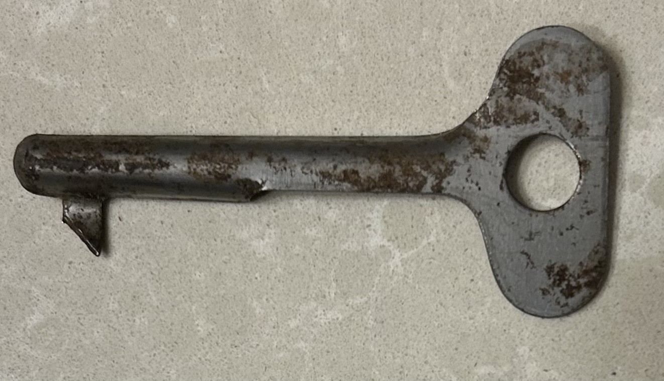 Vintage WWI Can Opener Key