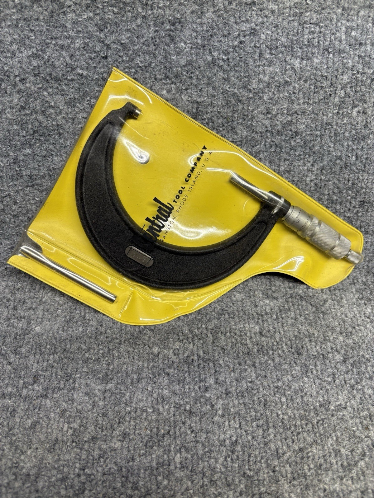 CENTRAL TOOL  Micrometer 3-4 IN MEASURING TOOL