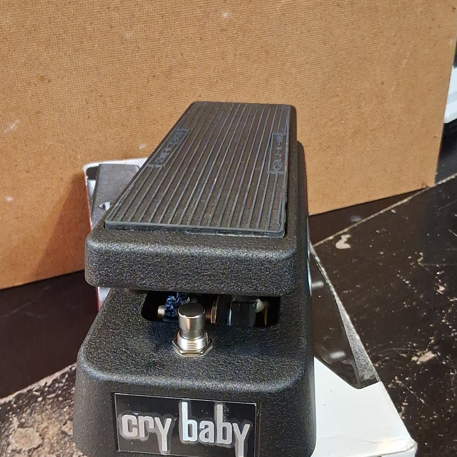 Dunlop Cry Baby Wah Guitar Pedal Analog for Electric Guitar GCB95