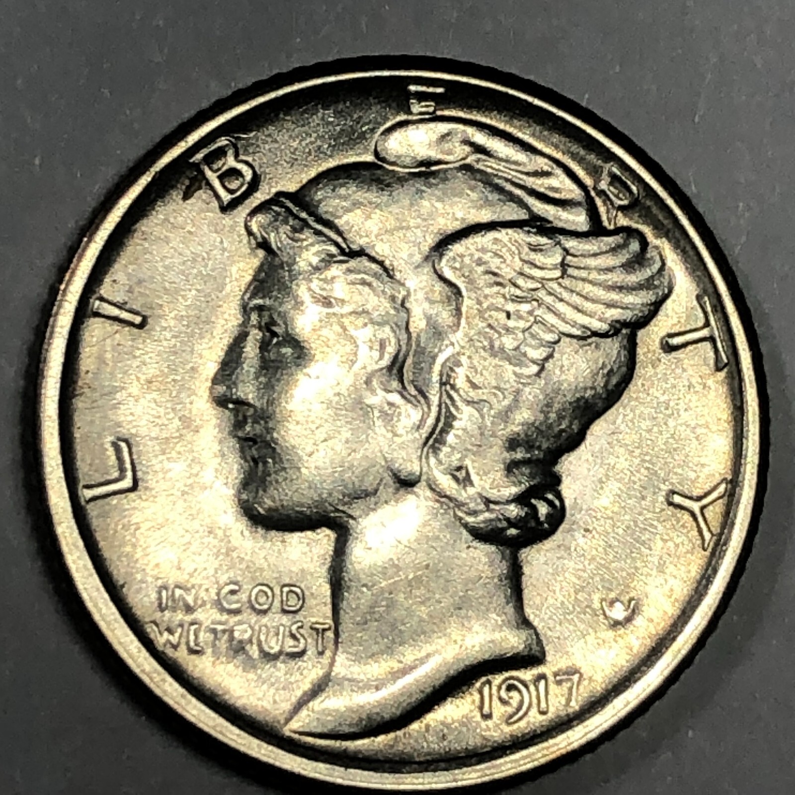 1917  Uncirculated Mercury Silver Dime - - Very Nice Bands #19486