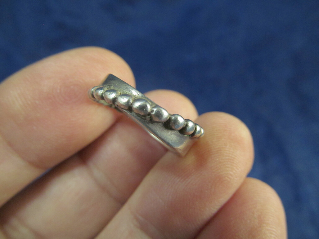 Modern Sterling Silver Crossover Beaded Band Ring Size 7.5