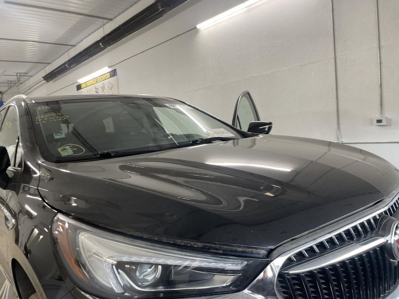 ENCLAVE 2018 Air Shutter 964498