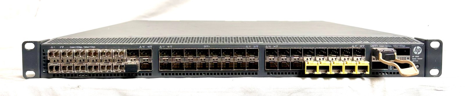 HP JC772A 5900AF-48XG-4QSFP+ 48 1/10 GB SFP+ 4x QSFP+ 40 GB 2x 650W AC