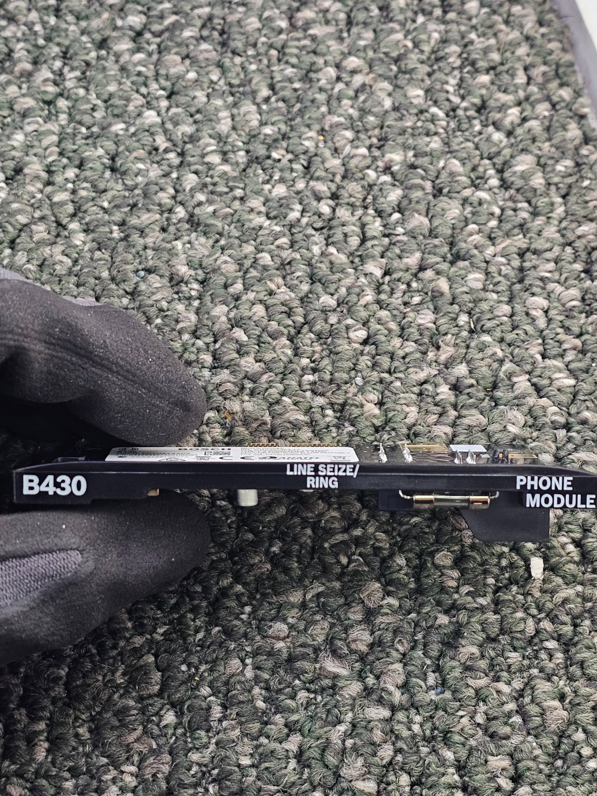 Bosch B430: Plug-in Telephone Communicator Control Panel Interface