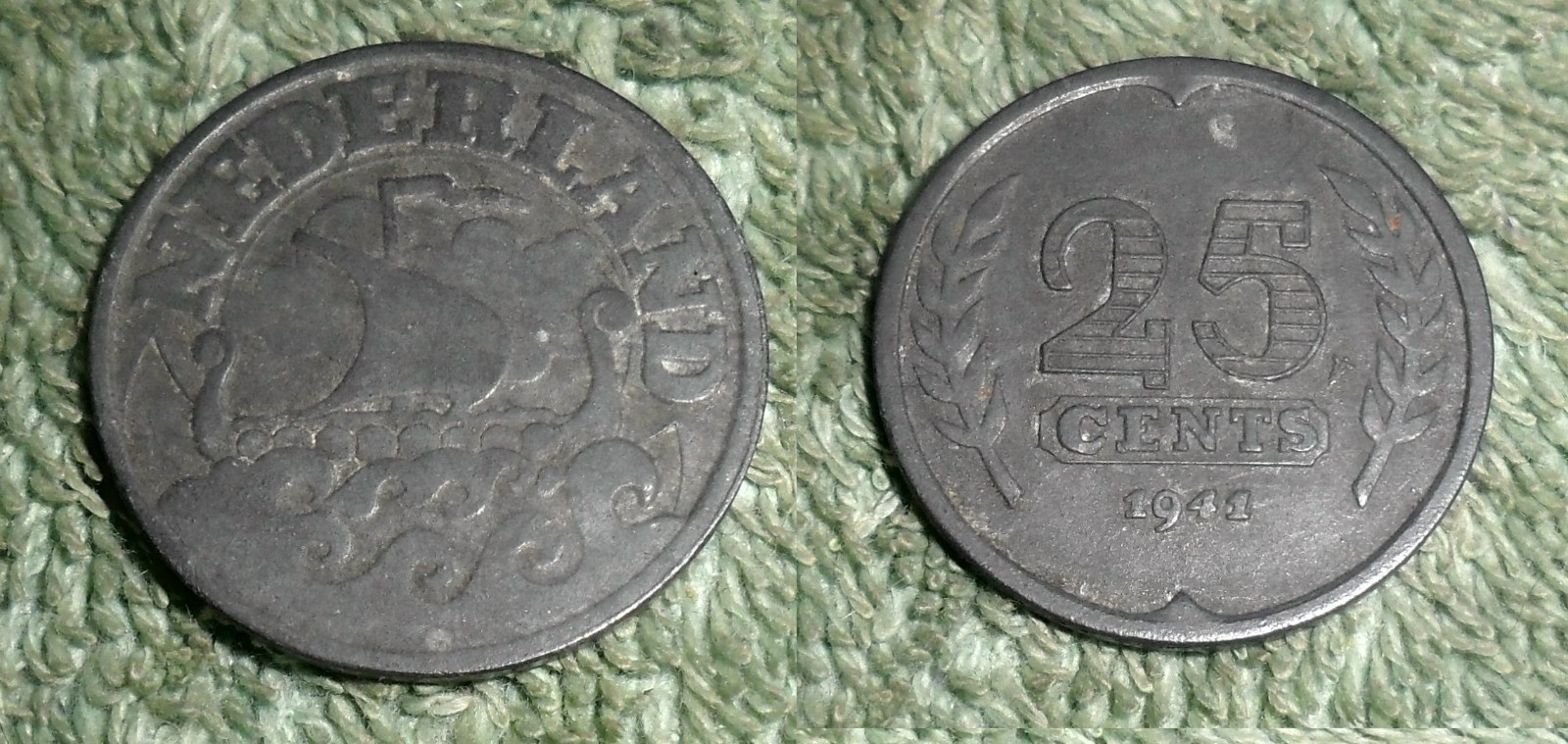 RFM 77095 World Coins Zinc Netherlands 1941 25 Cents VF Condition nice coin