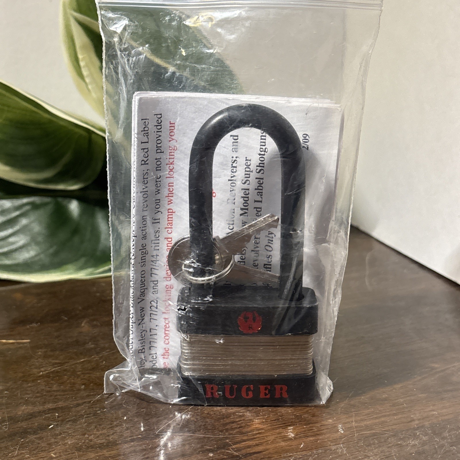 Ruger Factory Revolver Gun Trigger Lock Model 5025A Padlock BRAND NEW