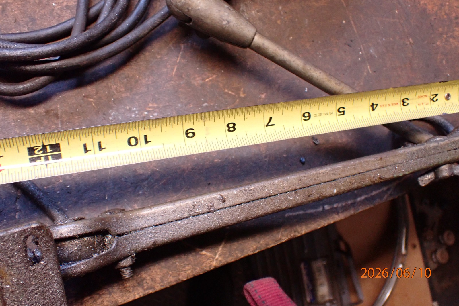 OLDER DAZOR MACHINE LAMP LIGHT W/ MOUNT BRACKET GRIMY DIRTY